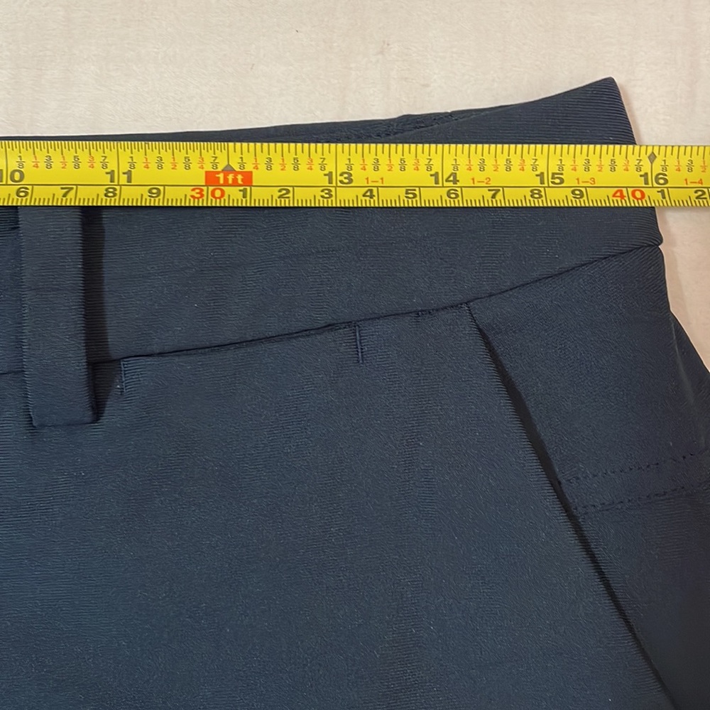 Lululemon shorts - Picture 9 of 12
